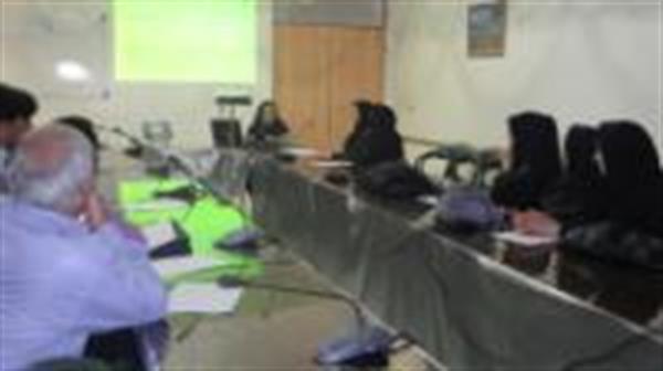جلسه آموزشی کنترل صدا درمحیط کار جهت کلیه نیروهای بهداشت حرفه ای شاغل در بخش دولتی وخصوصی شهرستان اسلام آبادغرب برگزارگردید.