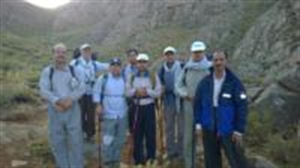 صعود به قله 3350 متری دالاخانی سنقر توسط گروه کوهنوردی شبکه بهداشت و درمان شهرستان اسلام آباد غرب مورخه29/5/1393