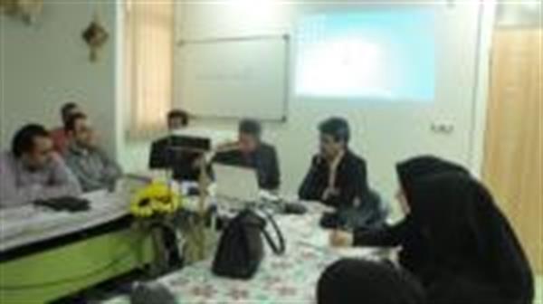 اجرای برنامه کلاس آموزشی 120ساعته  پرسنل معرفی شده شرکت طرف قرار داد حاشیه شهر ،شهرستان اسلام آباد غرب 02/04/1394
