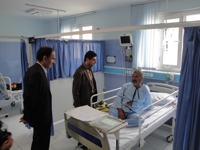 بازدید هیات وزارت خانه از بیمارستان شهرستان 2