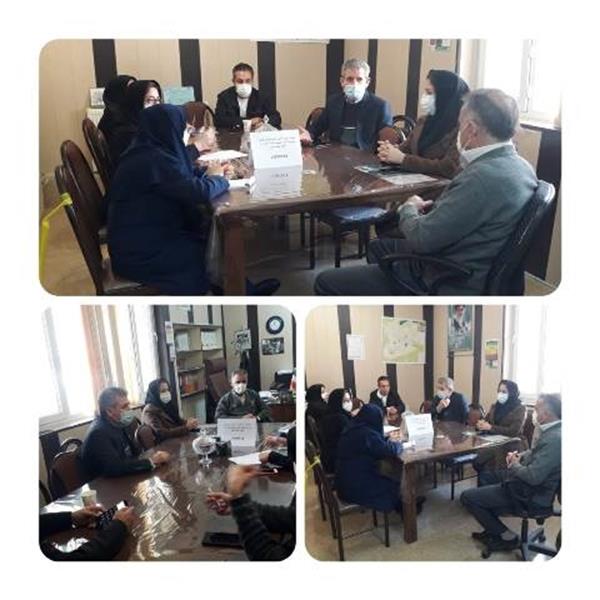 کمیته درون بخشی با موضوعیت فصل سرما واهمیت تامین سلامت مادران در منطقه صعب العبور  1400/9/16